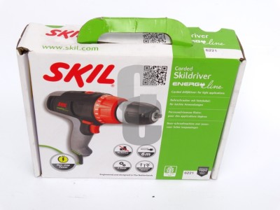 Винтоверт SKIL 6221